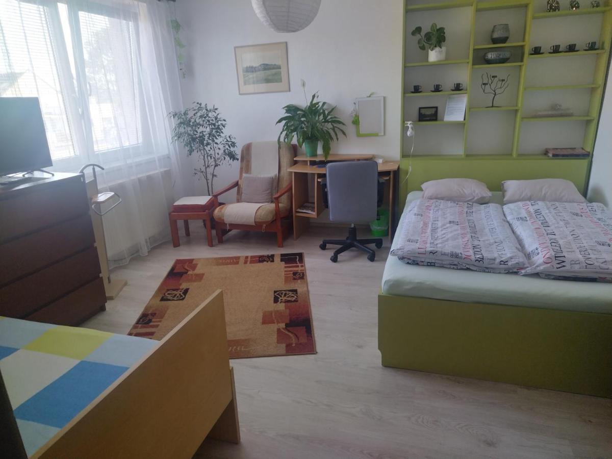 Soukrome Pokoje Хавличкув Брод Екстериор снимка